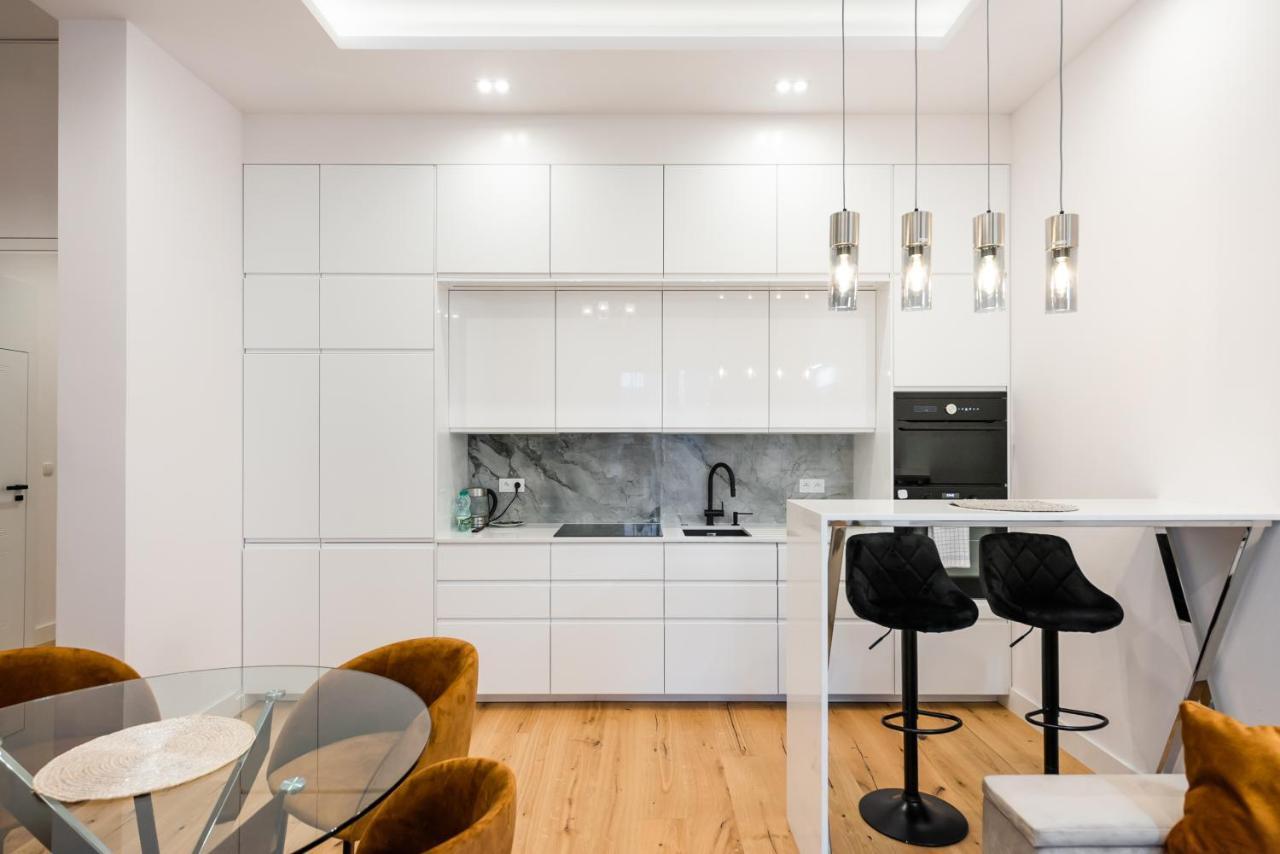 Zlota Sophisticated Apartment وارسو المظهر الخارجي الصورة