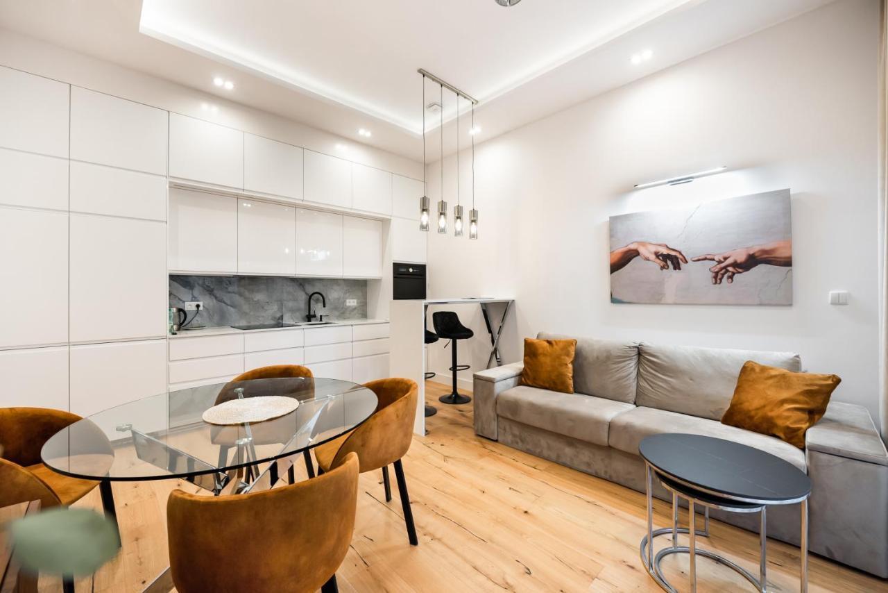 Zlota Sophisticated Apartment وارسو المظهر الخارجي الصورة