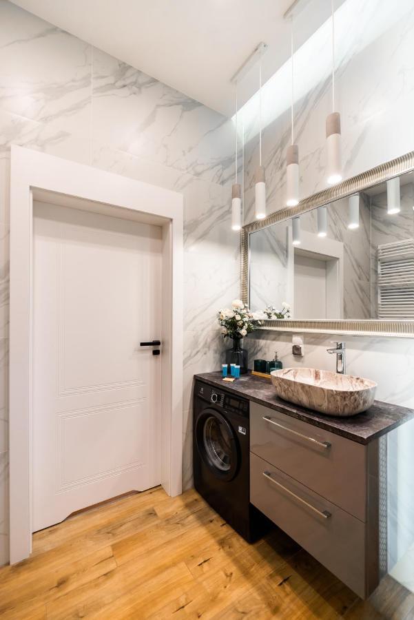 Zlota Sophisticated Apartment وارسو المظهر الخارجي الصورة