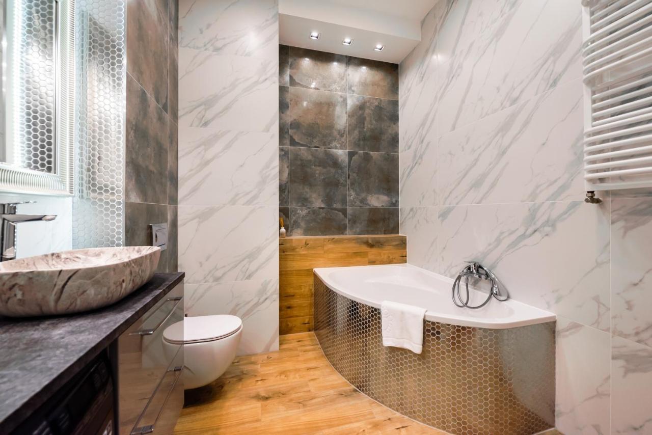 Zlota Sophisticated Apartment وارسو المظهر الخارجي الصورة